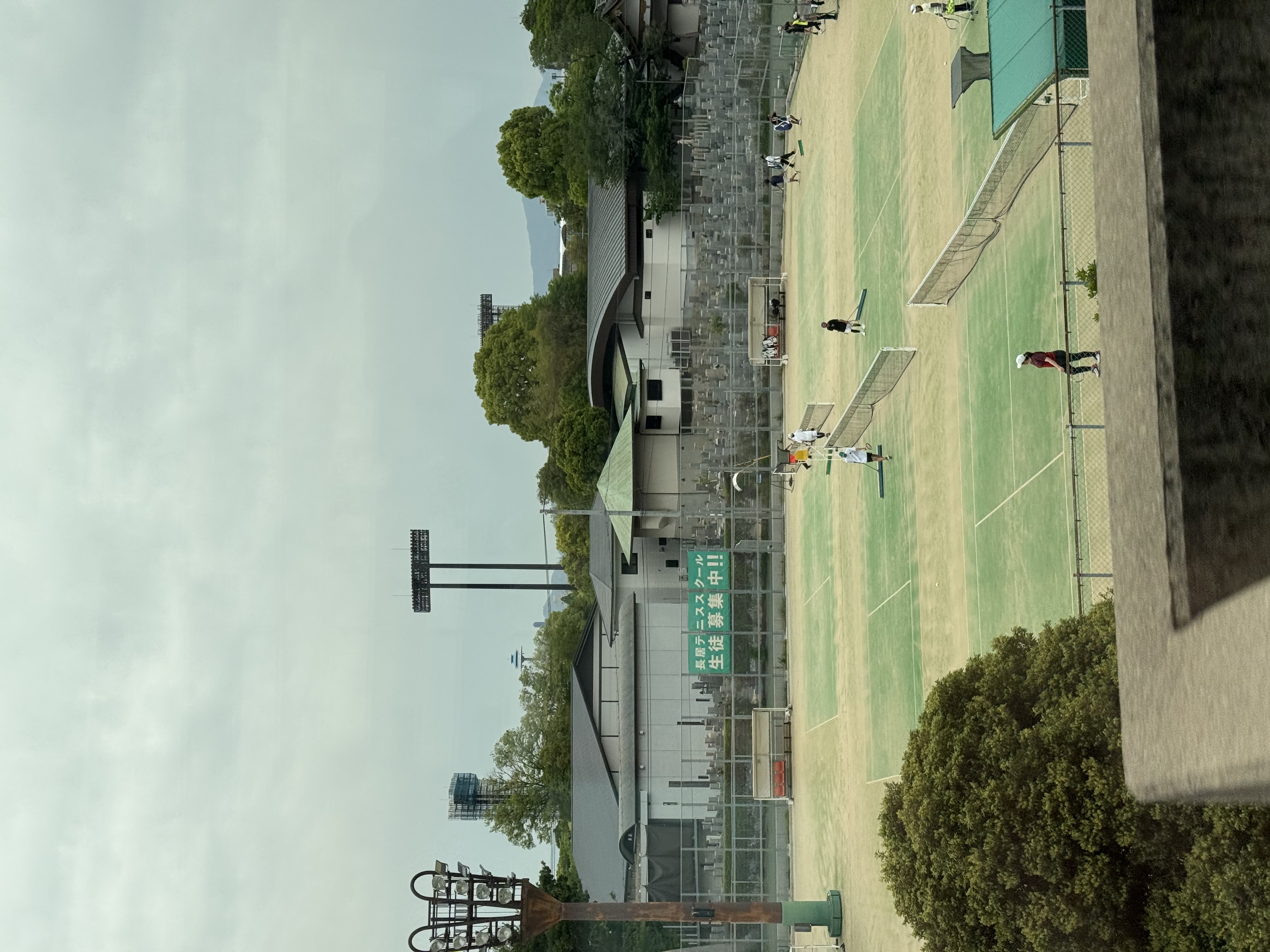 운동하는 아이들 풍경만 보면 H2와 슬램덩크 같은 소년 만화가 떠오른다